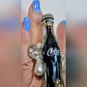Wendy Gell cool pop art ring Coca-Cola bottle with liquid pearl Scarab Swarovski